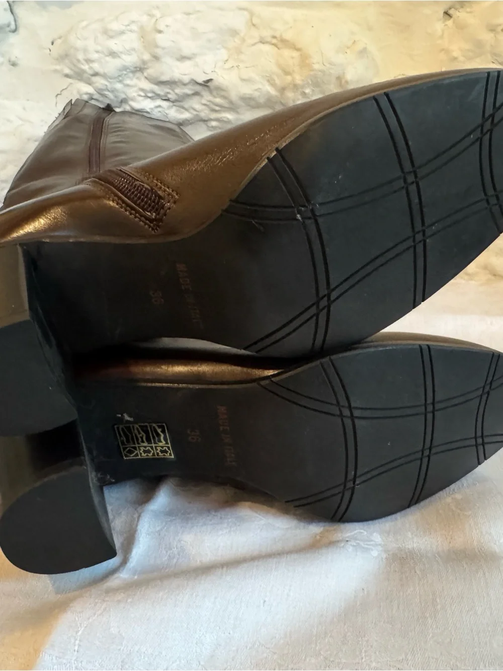 Vintage Boticelli Women's knee high Leather Boots in Dark Brown size 36